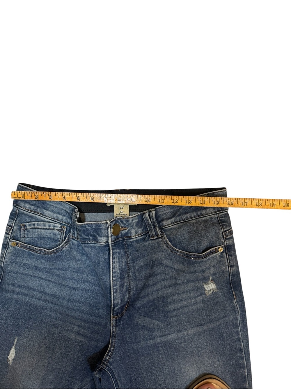 Democracy Ab Solution Bootcut Jeans Womens 14 Distressed Stretch Blue Denim - Picture 4 of 7